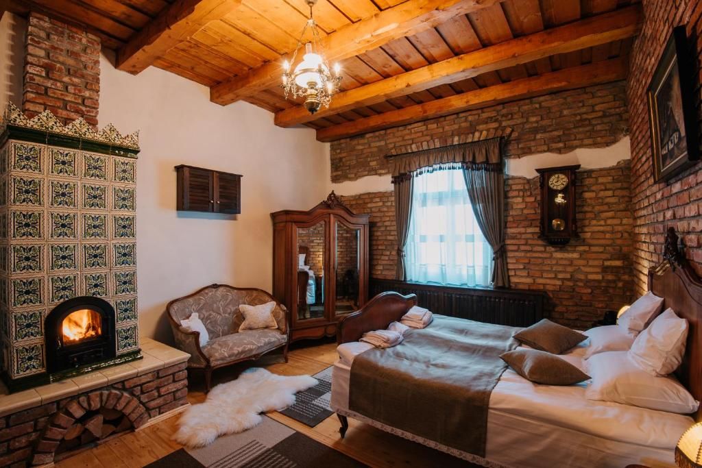 Отель Molnos Kuria Pension Корунд-50